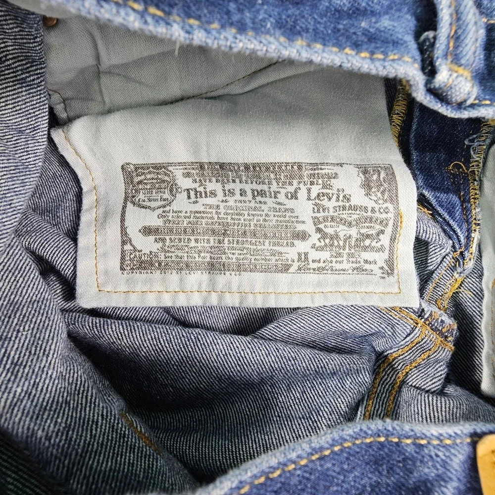 Levi's 501 Original Fit Jeans Men's 32x28 (Tag 34x30) Button‎ Fly Dark Stonewash